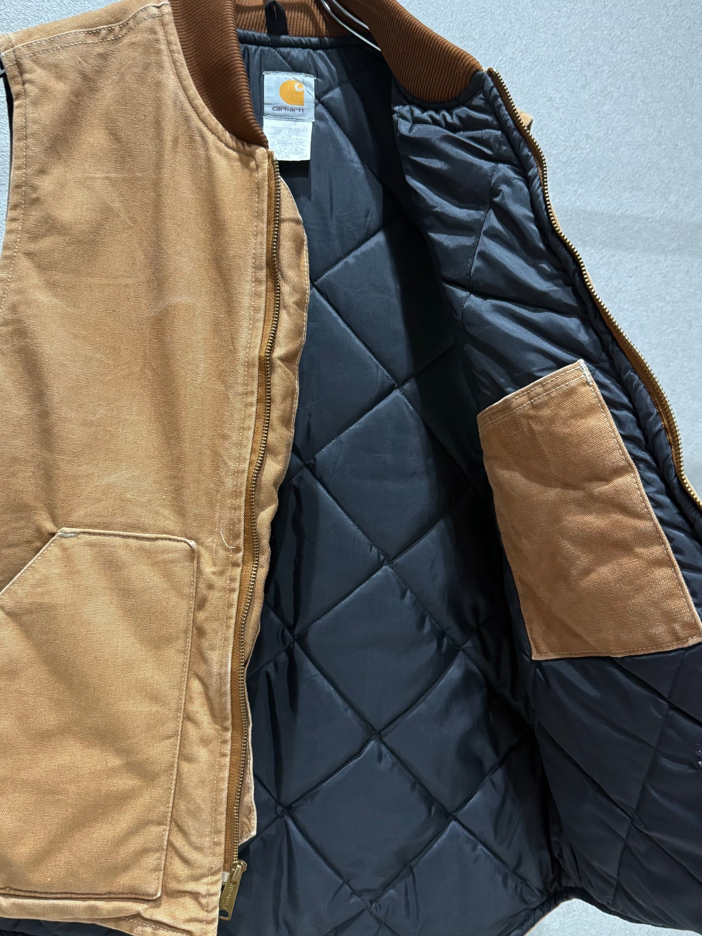 90's carhartt work vest "Made in USA"