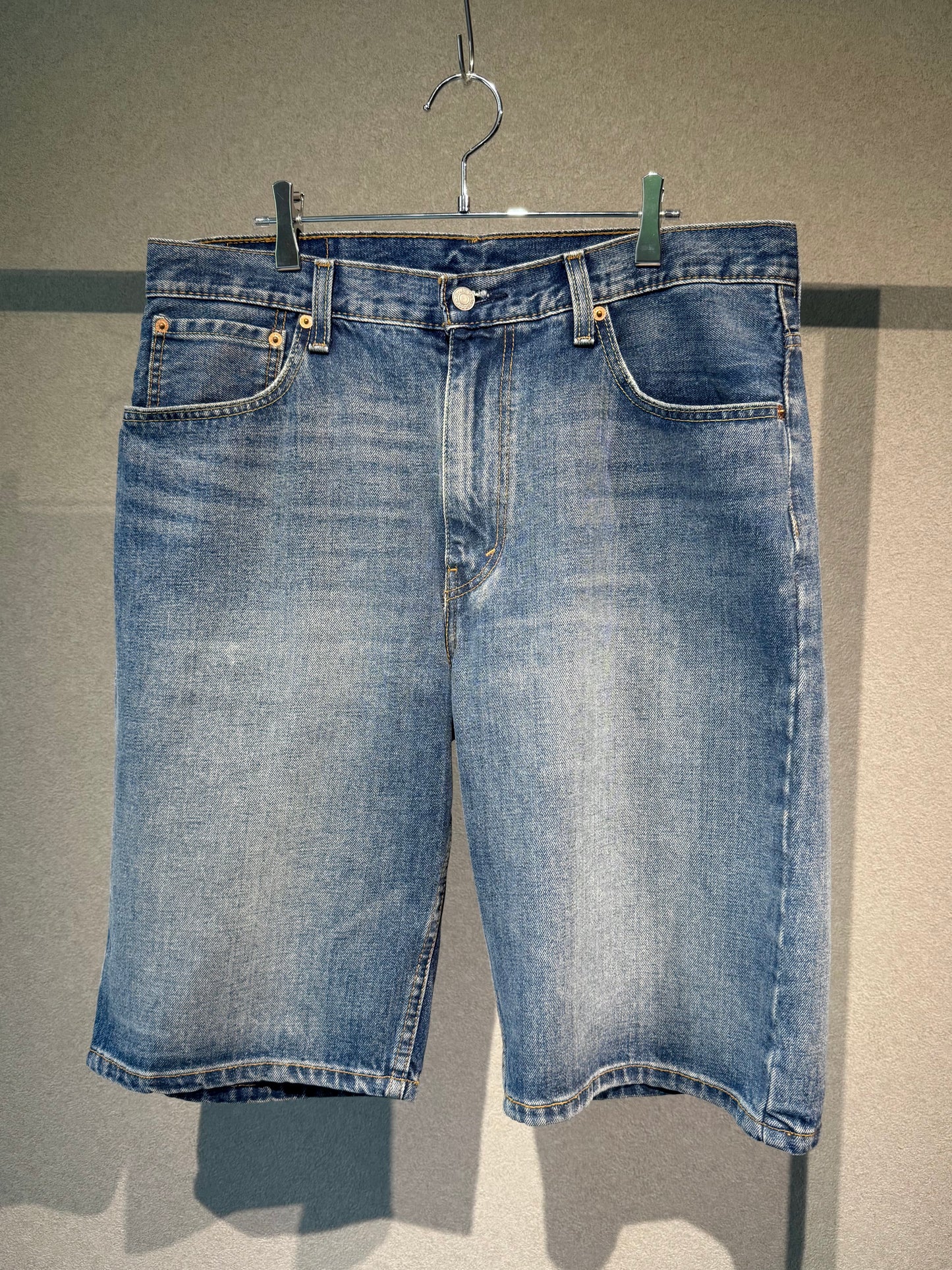 00's Levi's 569 denim shorts