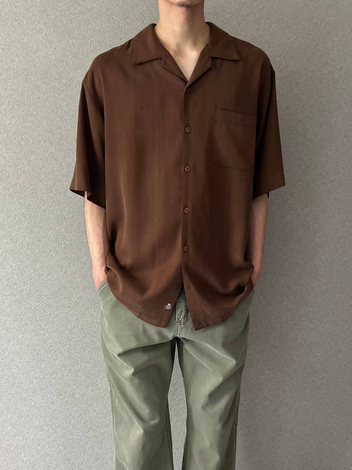 00's Tommy Bahama open collar silk shirt