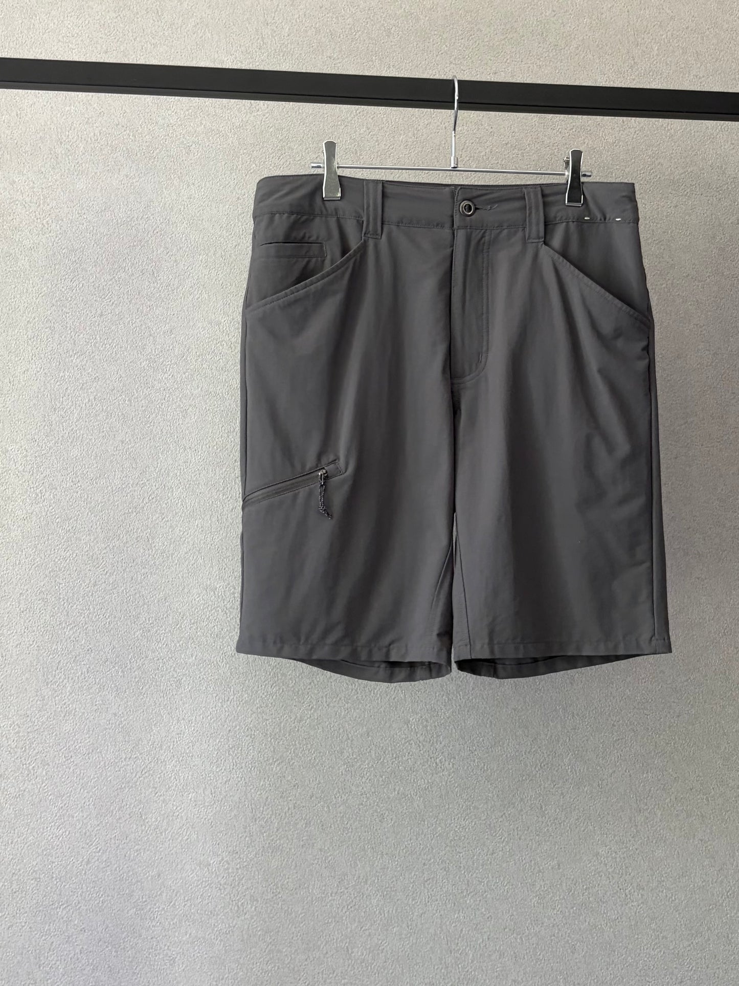 10's Patagonia climbing shorts