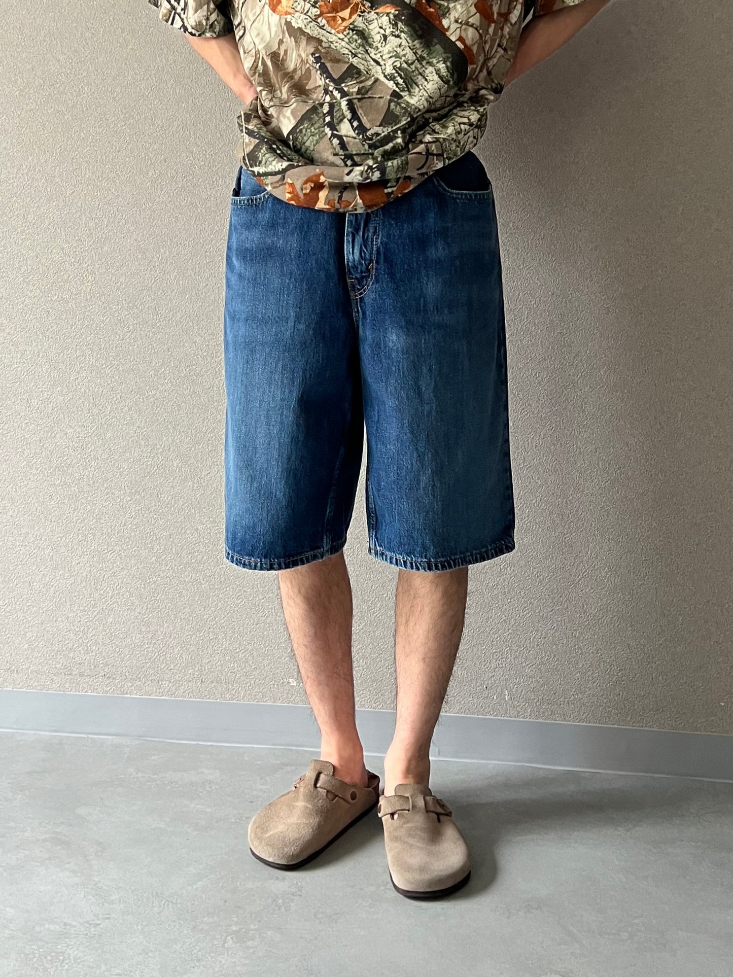 00's Levi's 469 denim shorts