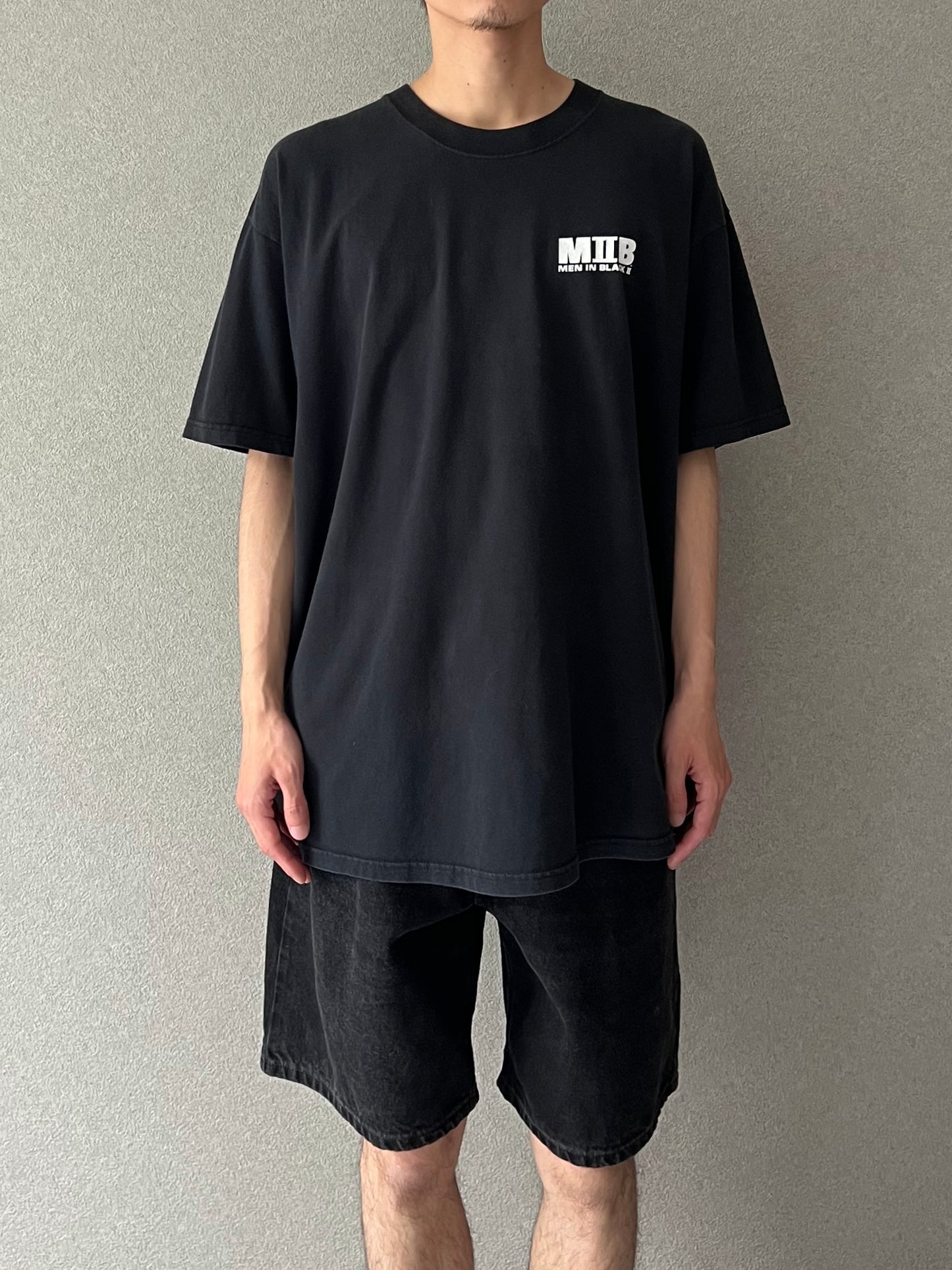 00's MEN IN BLACK II movie t-shirt