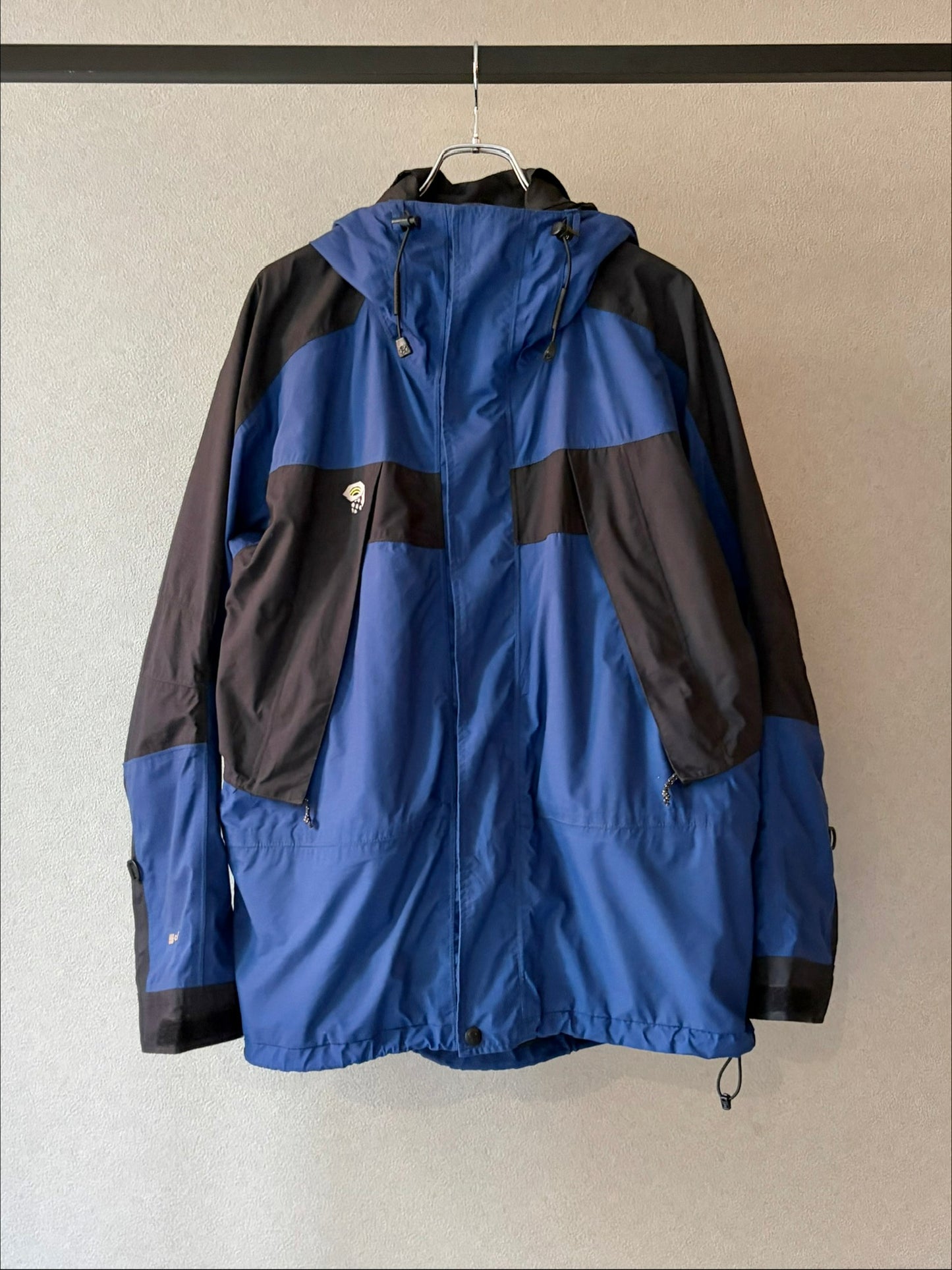 90's〜 MOUNTAIN HARDWEAR nylon jacket